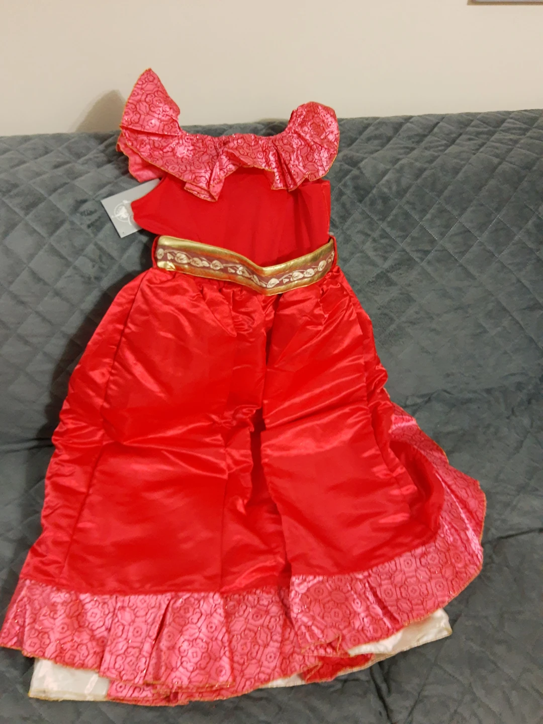 Brand New Disney store  Princess Elena  9/10 - photo 3
