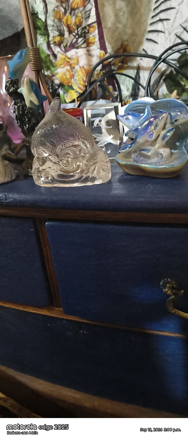 Set of 7 Assorted Dolphin Figurines - photo 3