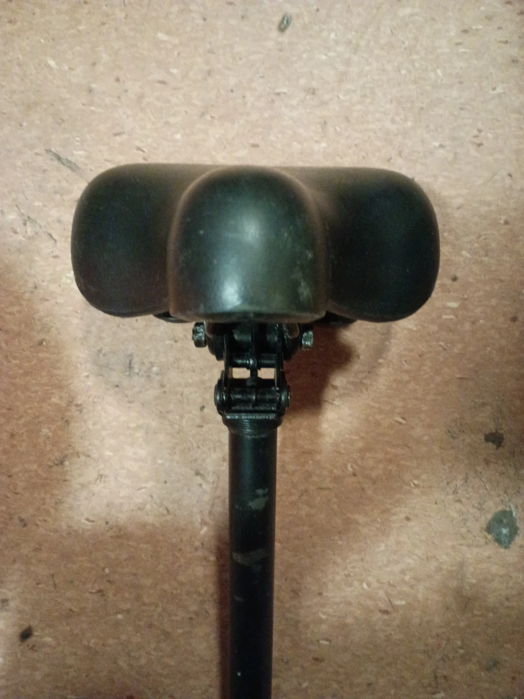 Black Bicycle Saddle with Seatpost - photo 3