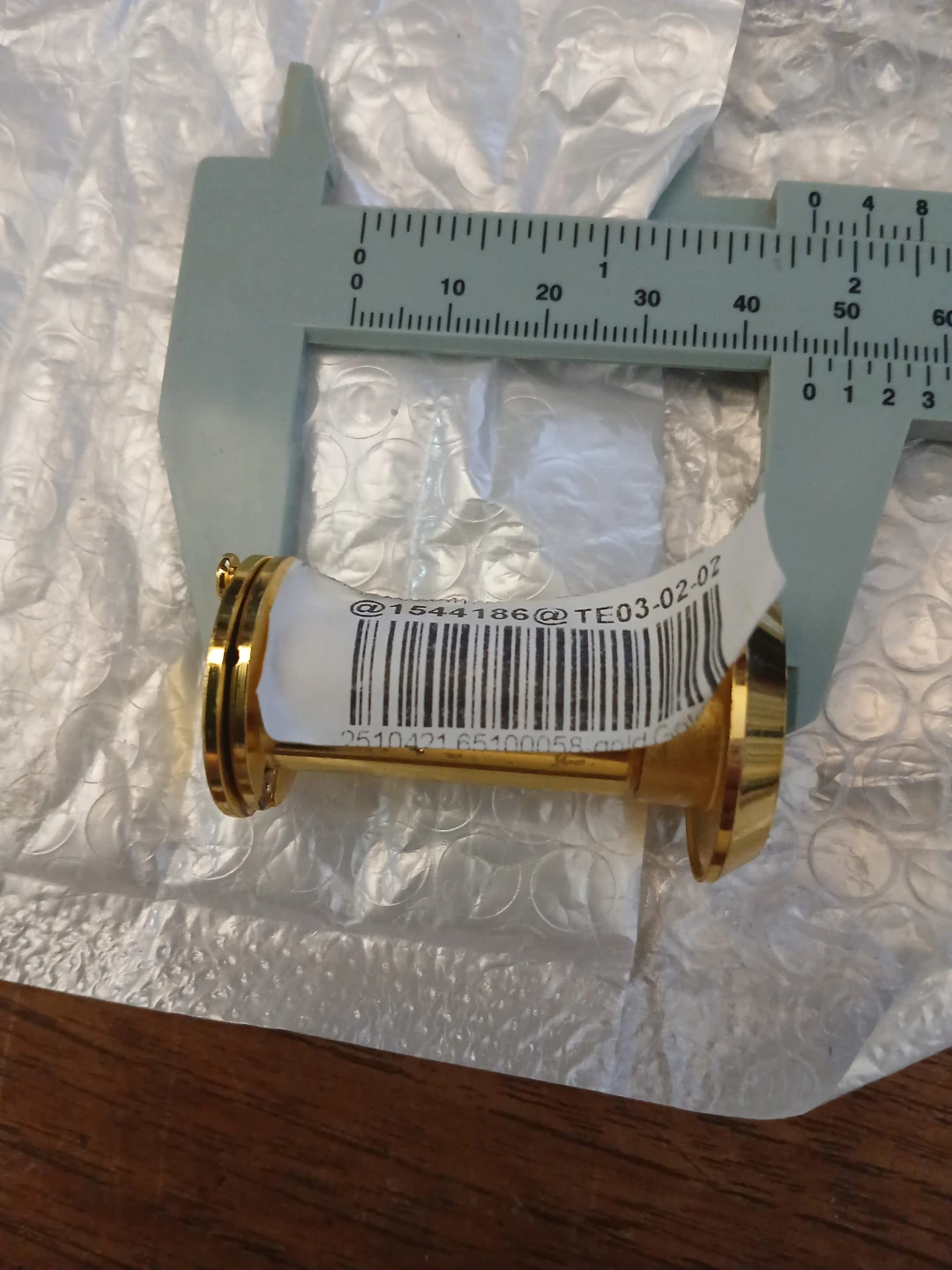 Gold-tone Door Viewer - photo 5