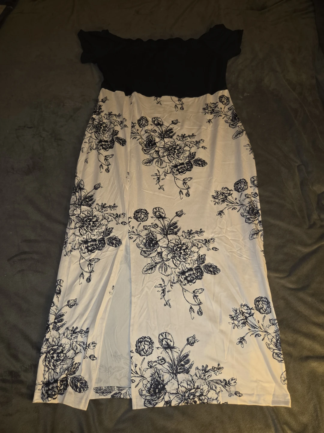 Black and White Floral Off-Shoulder Maxi Dress