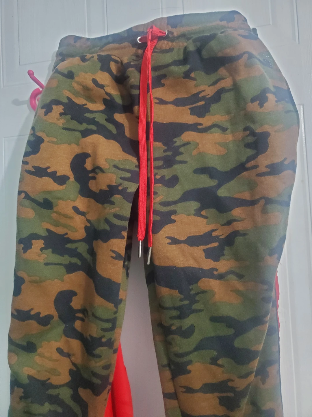 Camo Sweatpants with Red Detail - photo 3