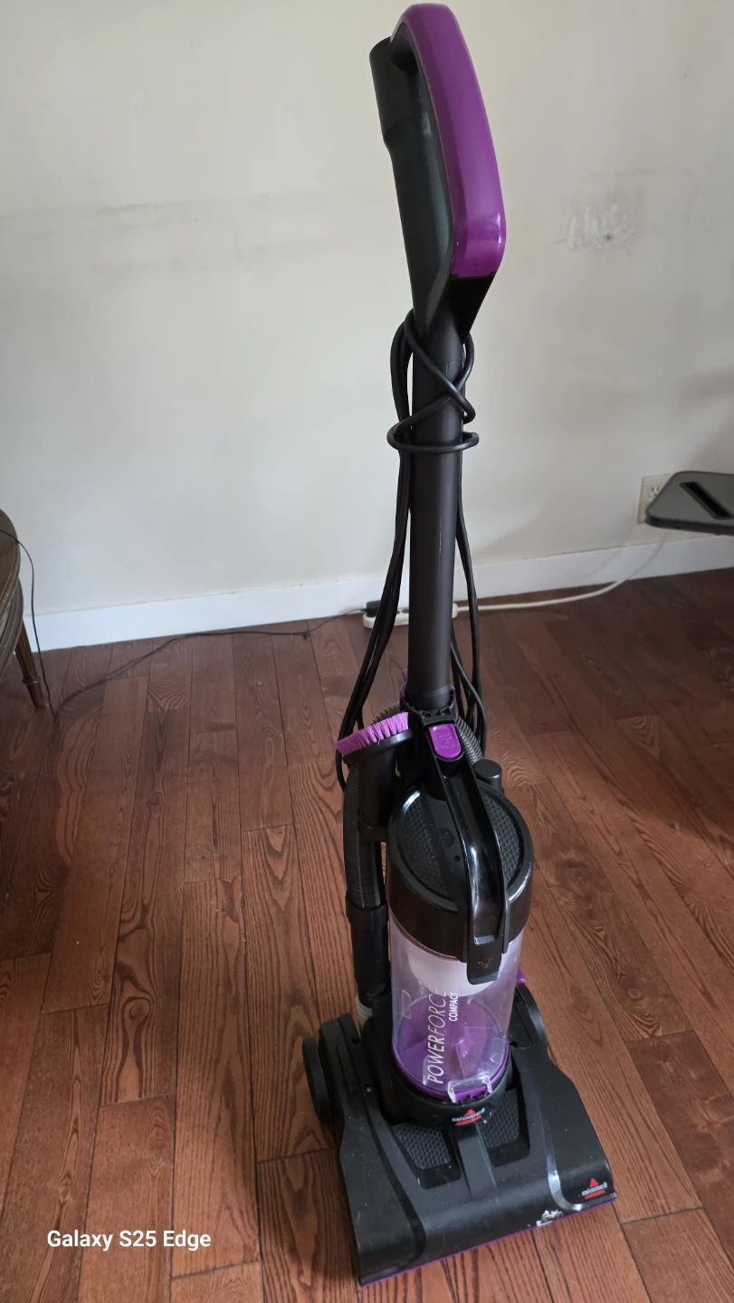 Bissell PowerForce Compact Vacuum