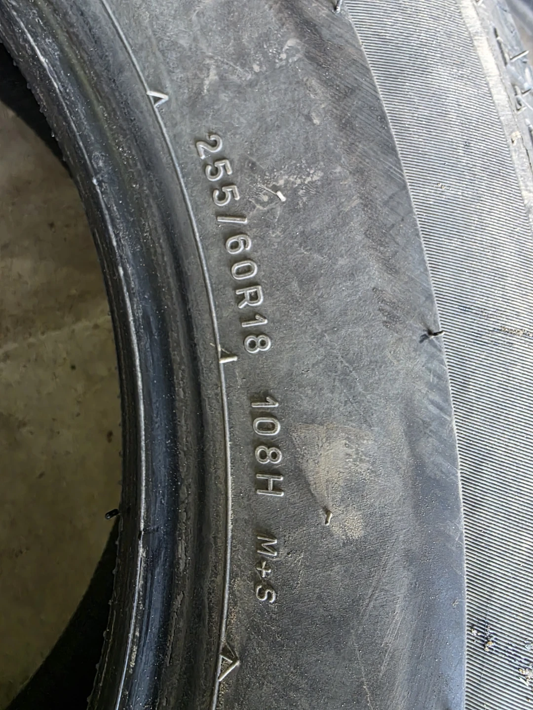 Uniroyal Tires 255/60R18 - photo 3