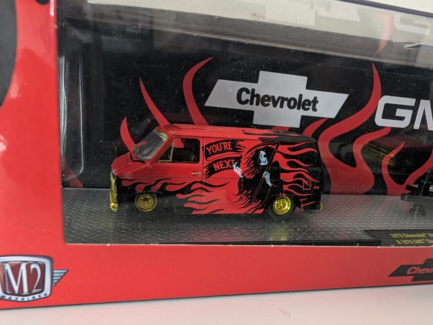 M2 Machines 1973 Chevrolet Van and 1970 GMC Sierra Grande - photo 2