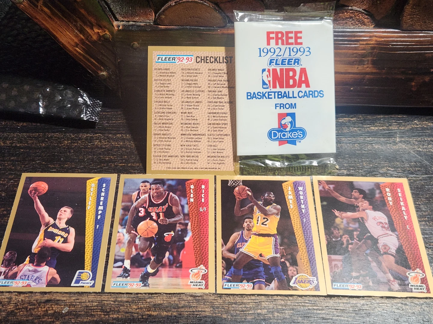 1992-93 Fleer Basketball Card Lot 4 Cards - All-Stars & HOFers! - photo 5