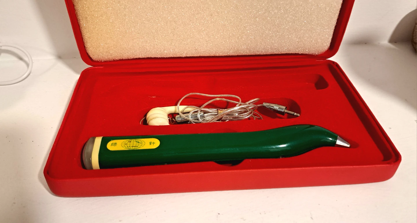 Shenyang Tianren Modern Electronic Acupuncture Device - photo 2