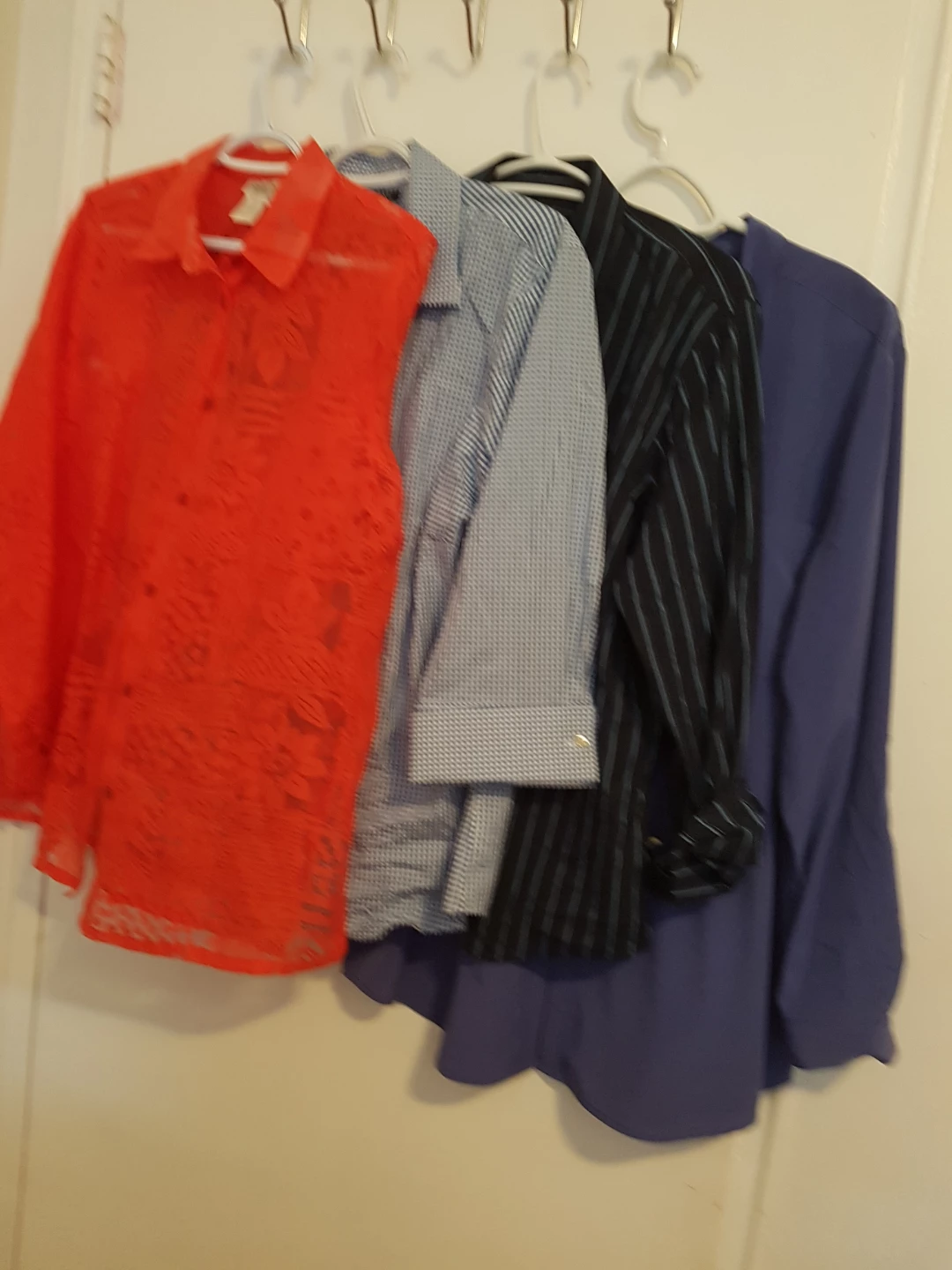 Bundle of women's tops and jeans - photo 4