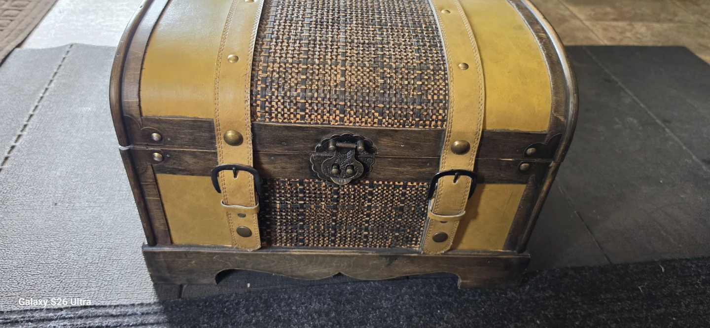 Vintage Style Decorative Wooden Storage Chest - photo 2
