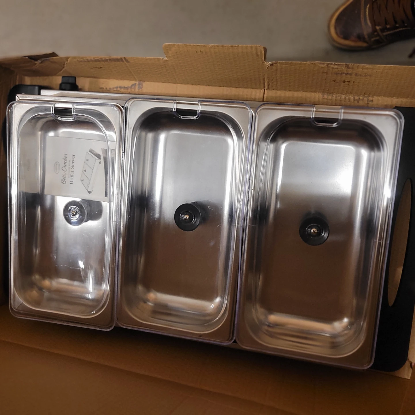Betty Crocker Stainless Steel Buffet Server - photo 2