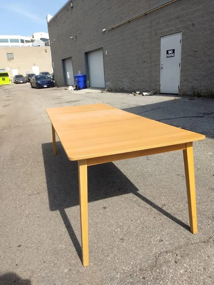 Extendable Display Table - 3 Available