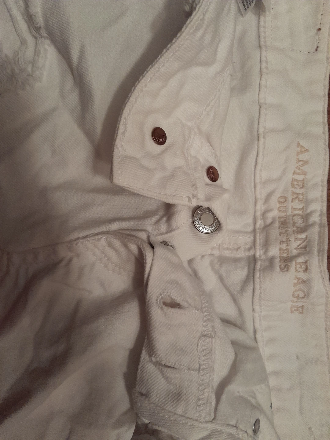 American Eagle White Ripped Jeans - photo 3