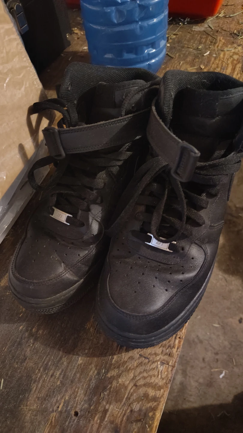 Nike Air Force 1 Mid Black Sneakers 11.5 - photo 2