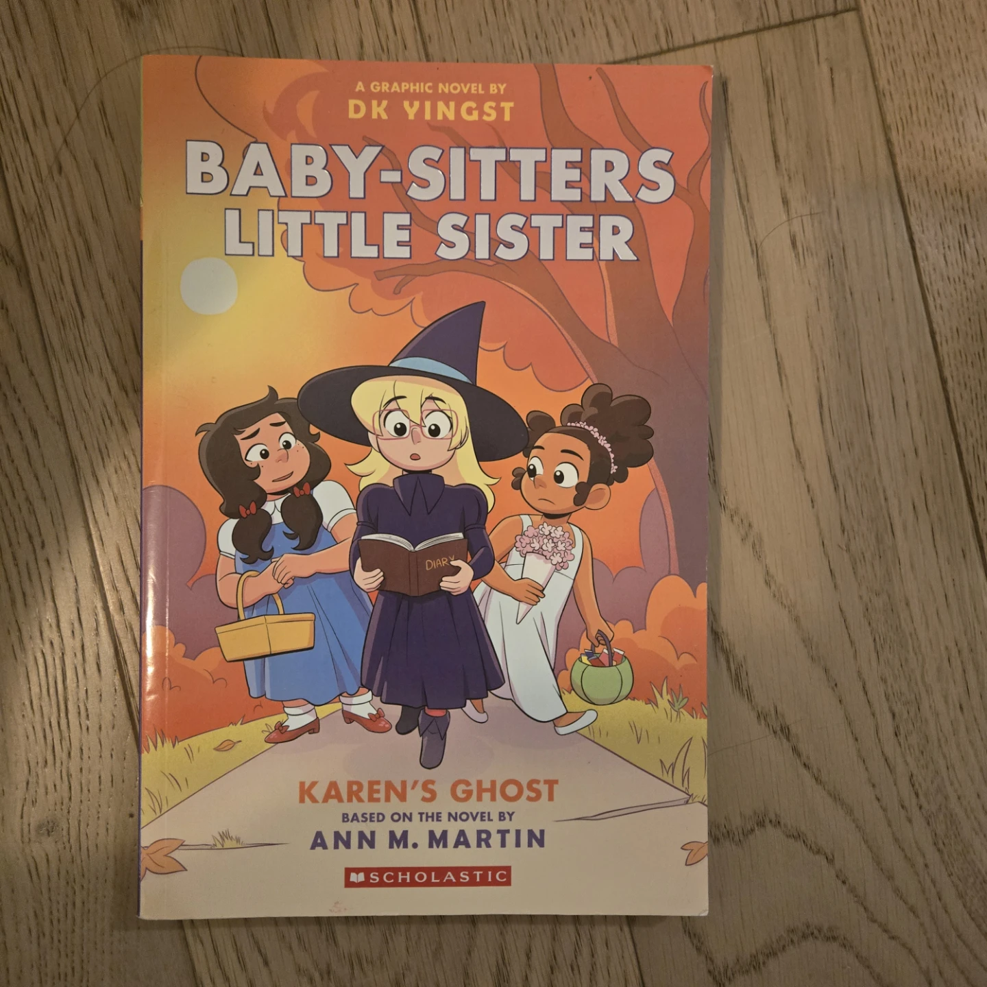 The Baby-Sitters Club Graphic Novels (5 Books) - photo 5
