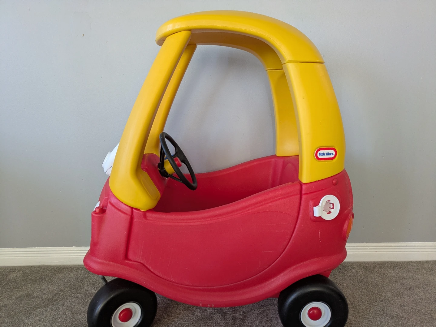 Little Tikes Cozy Coupe