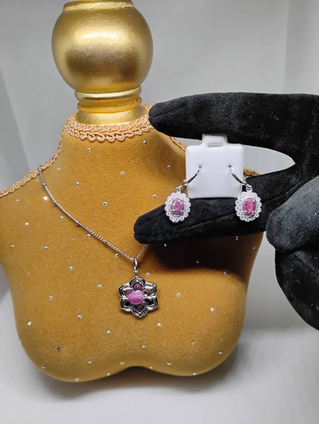 Silver Ruby Flower Pendant Necklace & Earrings Set - photo 2