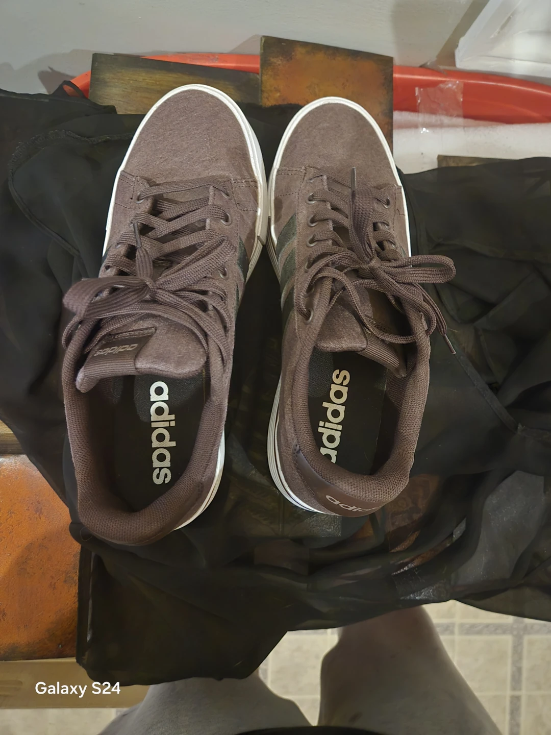 Adidas shoes - photo 3