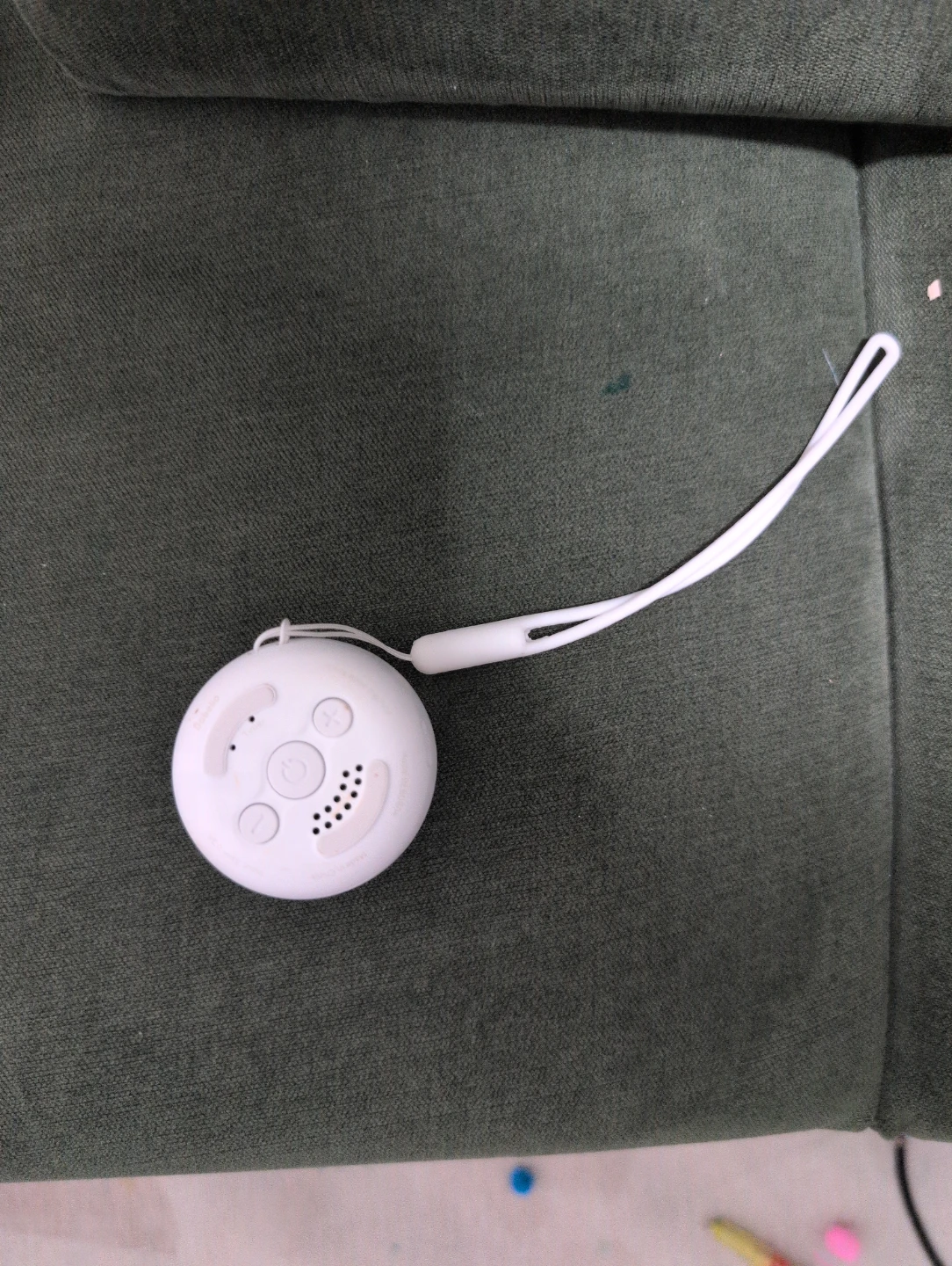 Portable white noise machine