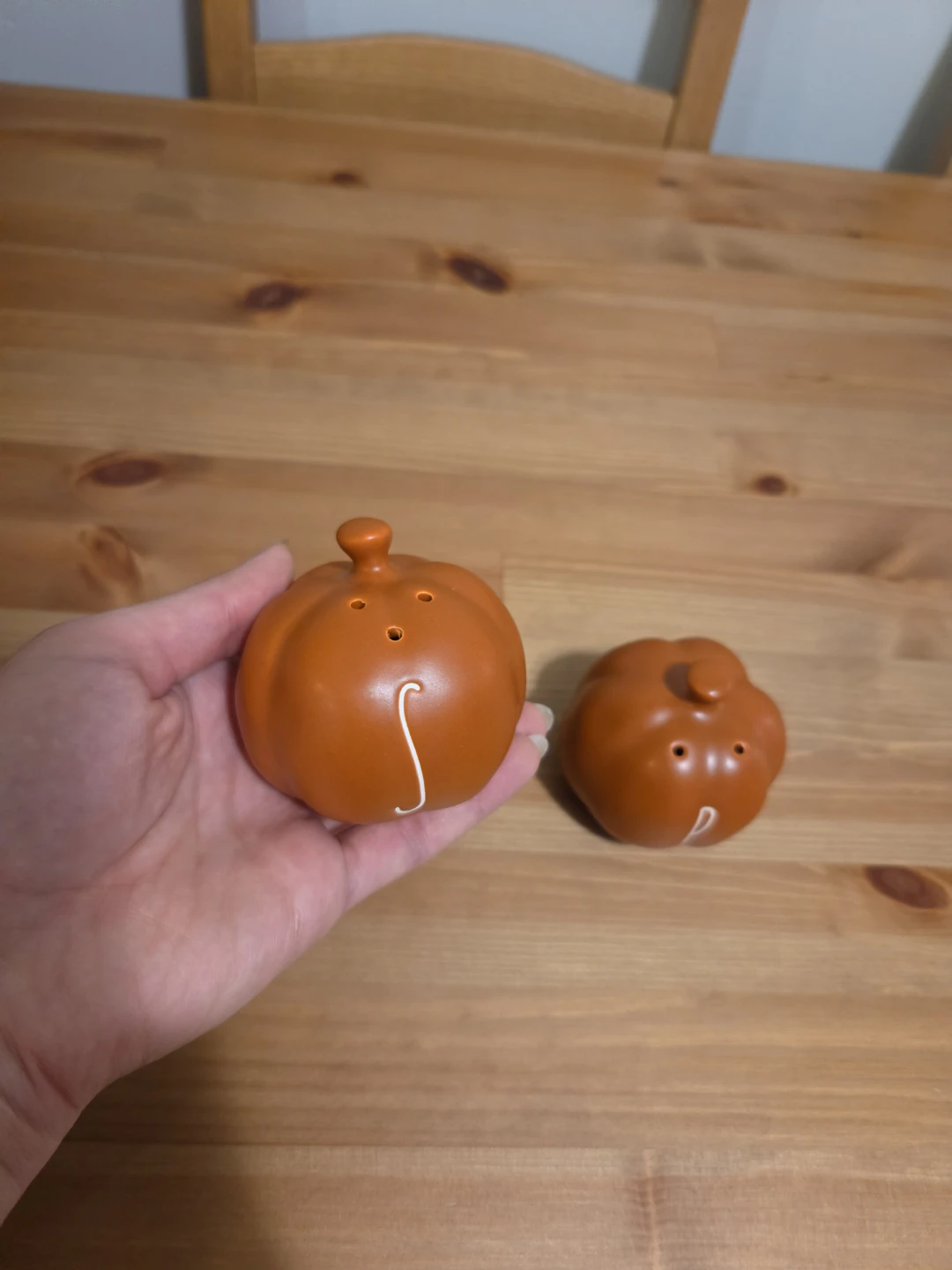 Pumpkin Salt and Pepper Shakers and Bowl - photo 4