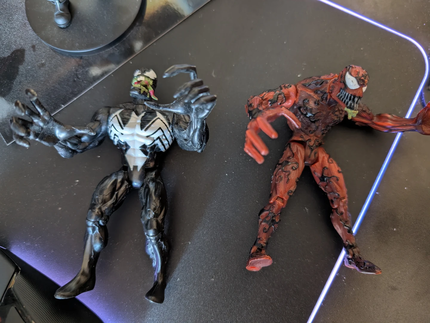 Marvel Venom and Carnage 1997 Toy Biz