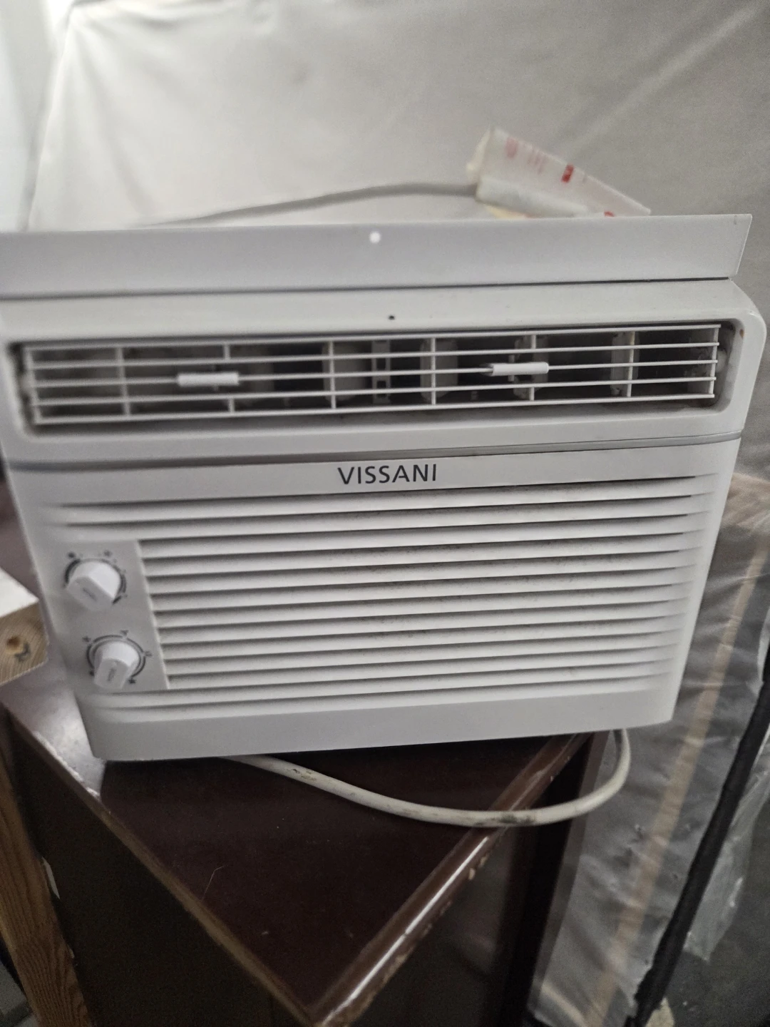 Vissani Window Air Conditioner