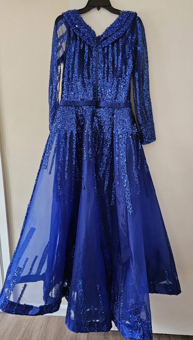 Royal Blue Sequin Evening Gown - photo 3