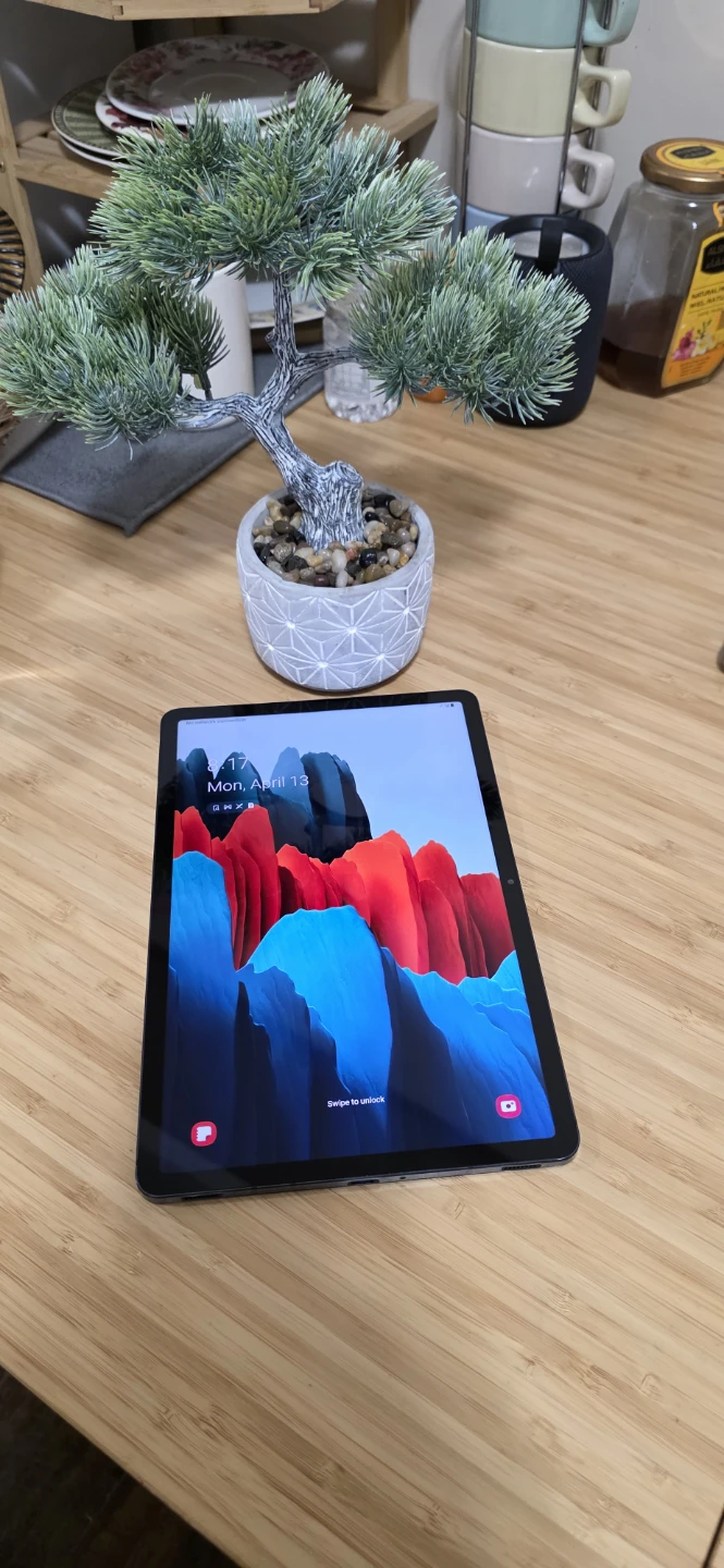 Samsung Galaxy Tab S7 5G 6gb ram