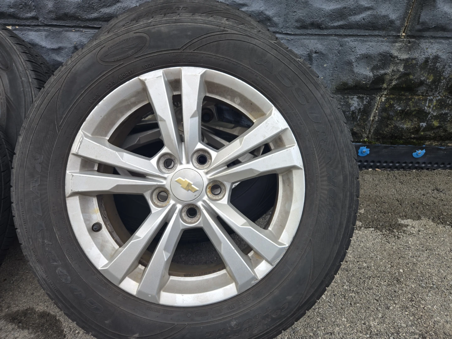 SET OF 4 OEM CHEVROLET ALLOY RIMS + GOODYEAR TIRES