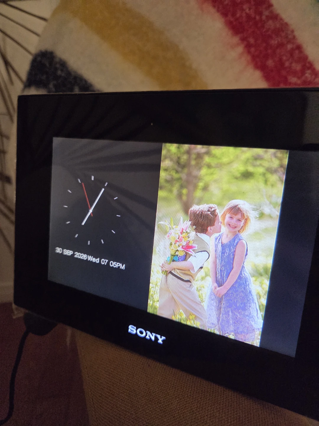 Sony Digital Photo Frame - photo 2