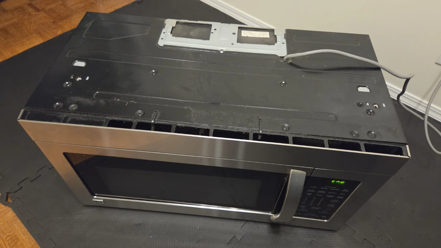 LG LMV1680DS Over-the-Range Microwave - photo 3