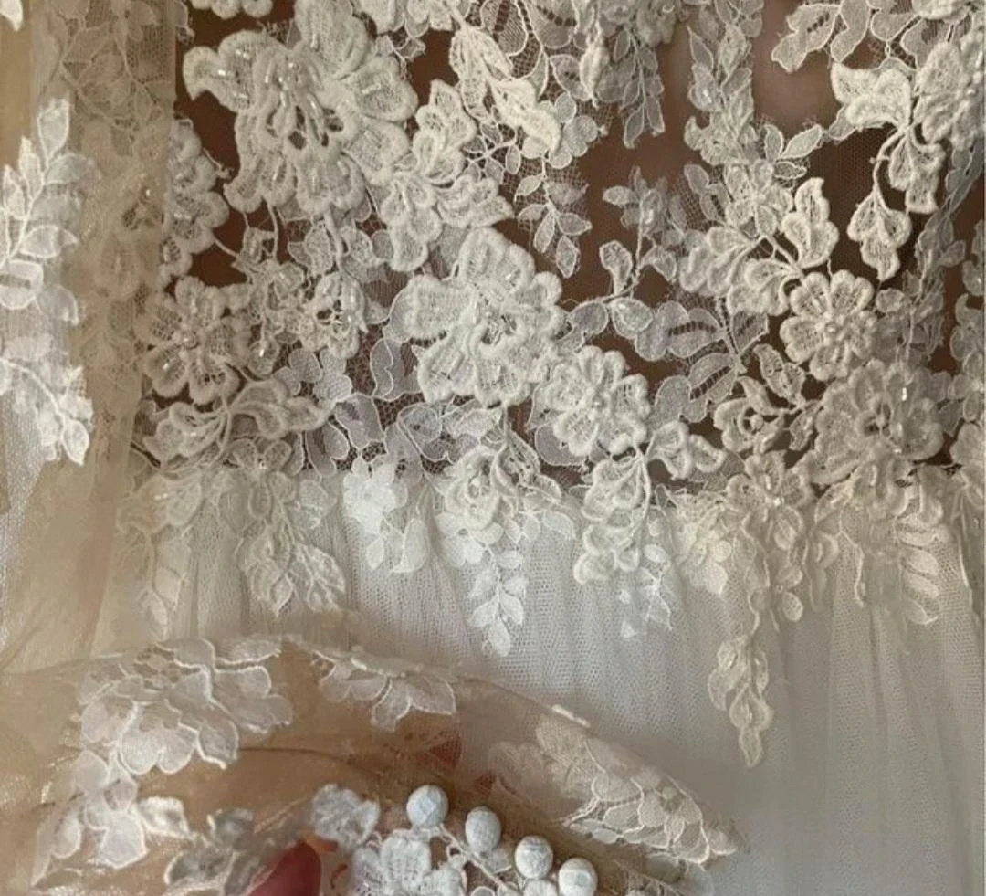 Wedding Dress - photo 4