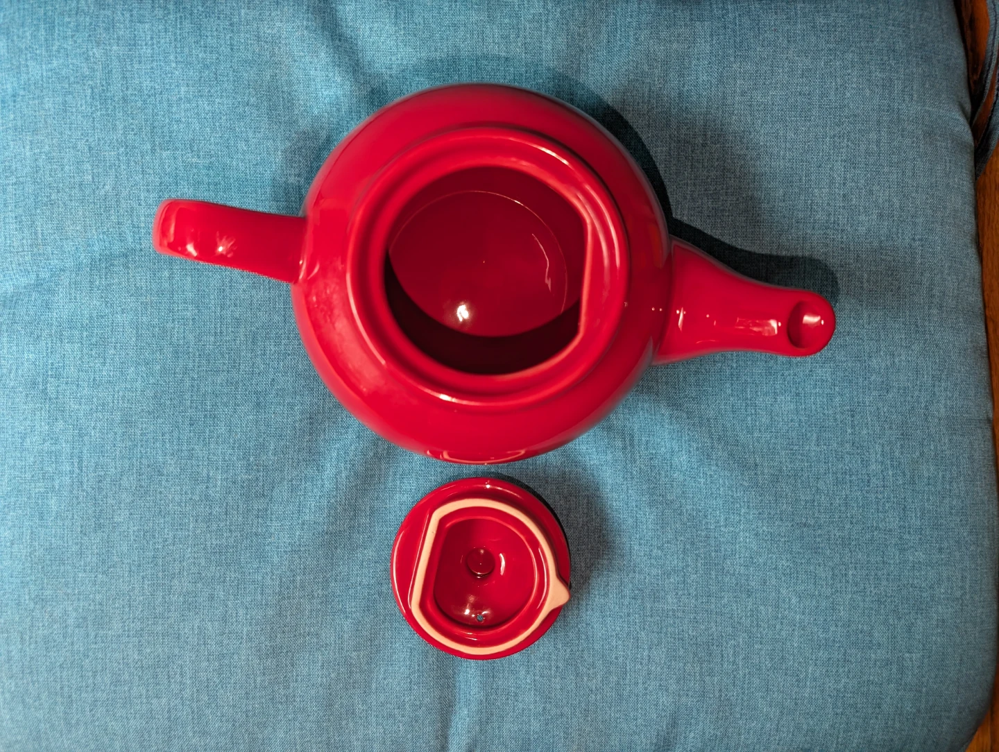 Red ceramic teapot - photo 2