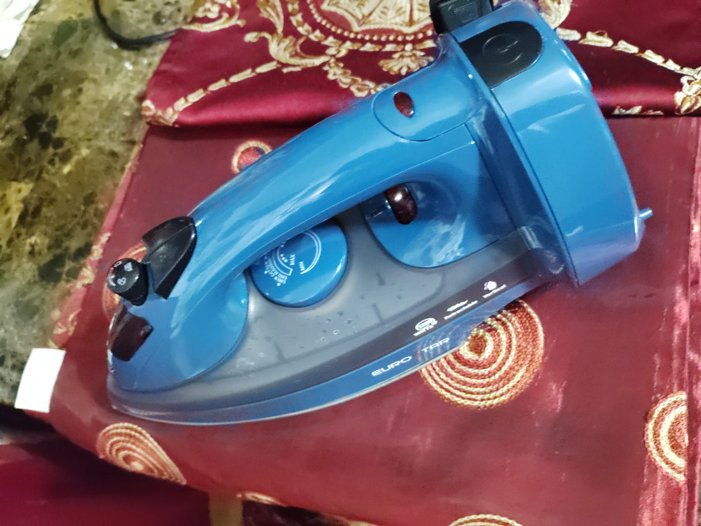Euro Tap Steam Iron - photo 4