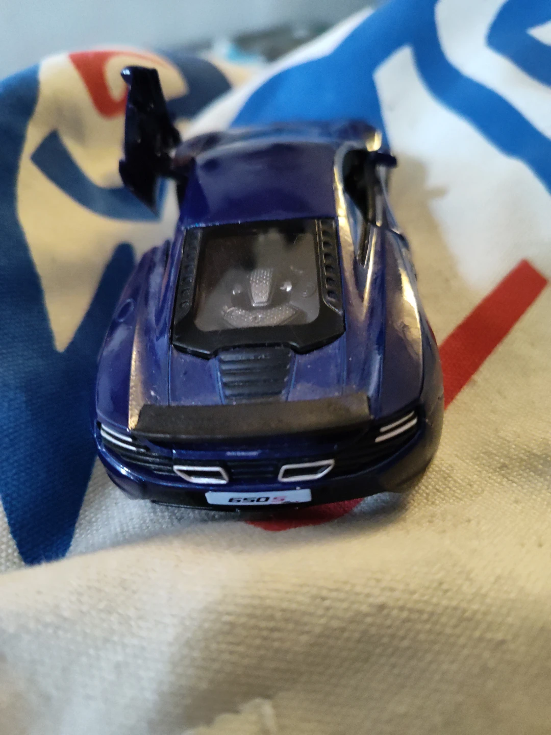 McLaren 650S Diecast Model Car - photo 3