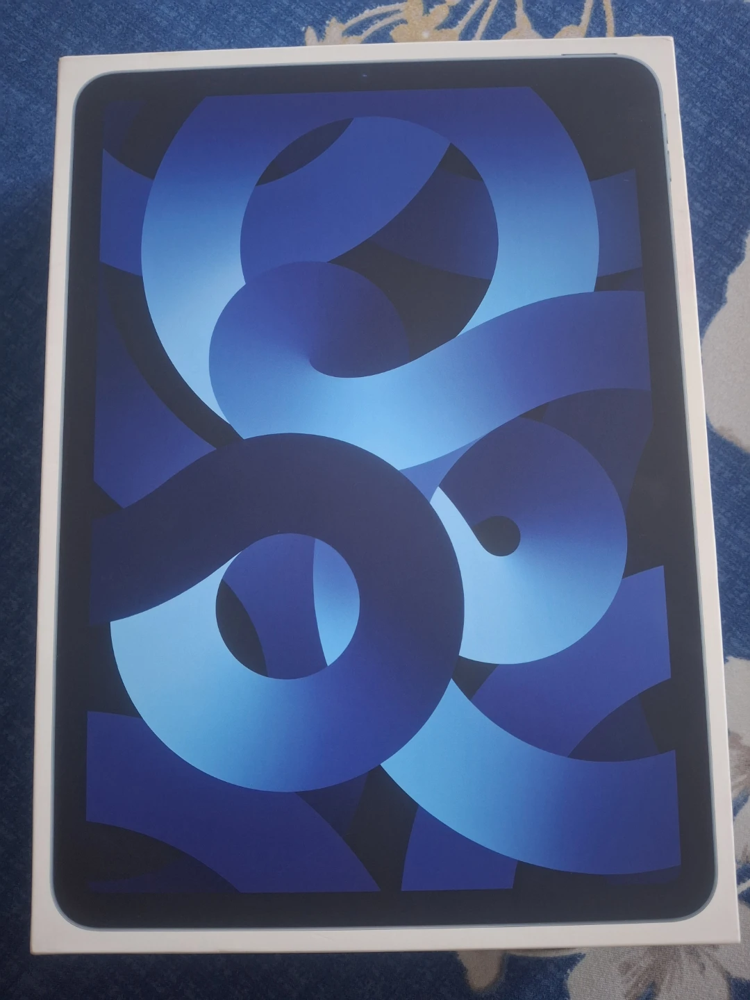 Apple iPad air 5th Genretion only box