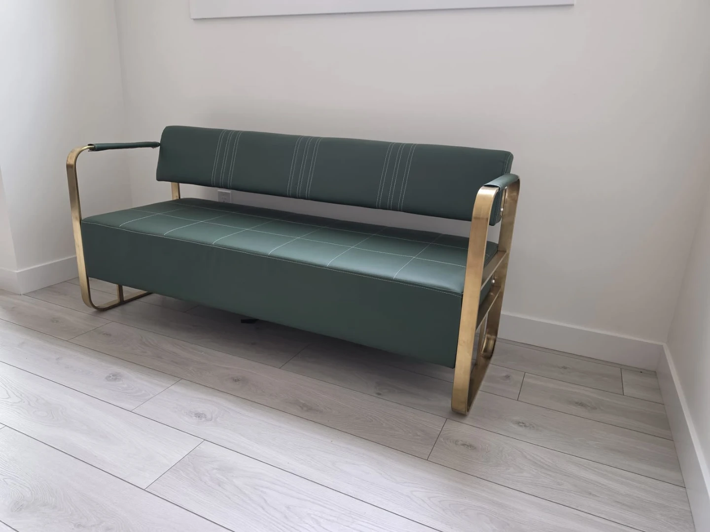 Green faux leather bench with brass-tone frame - photo 2