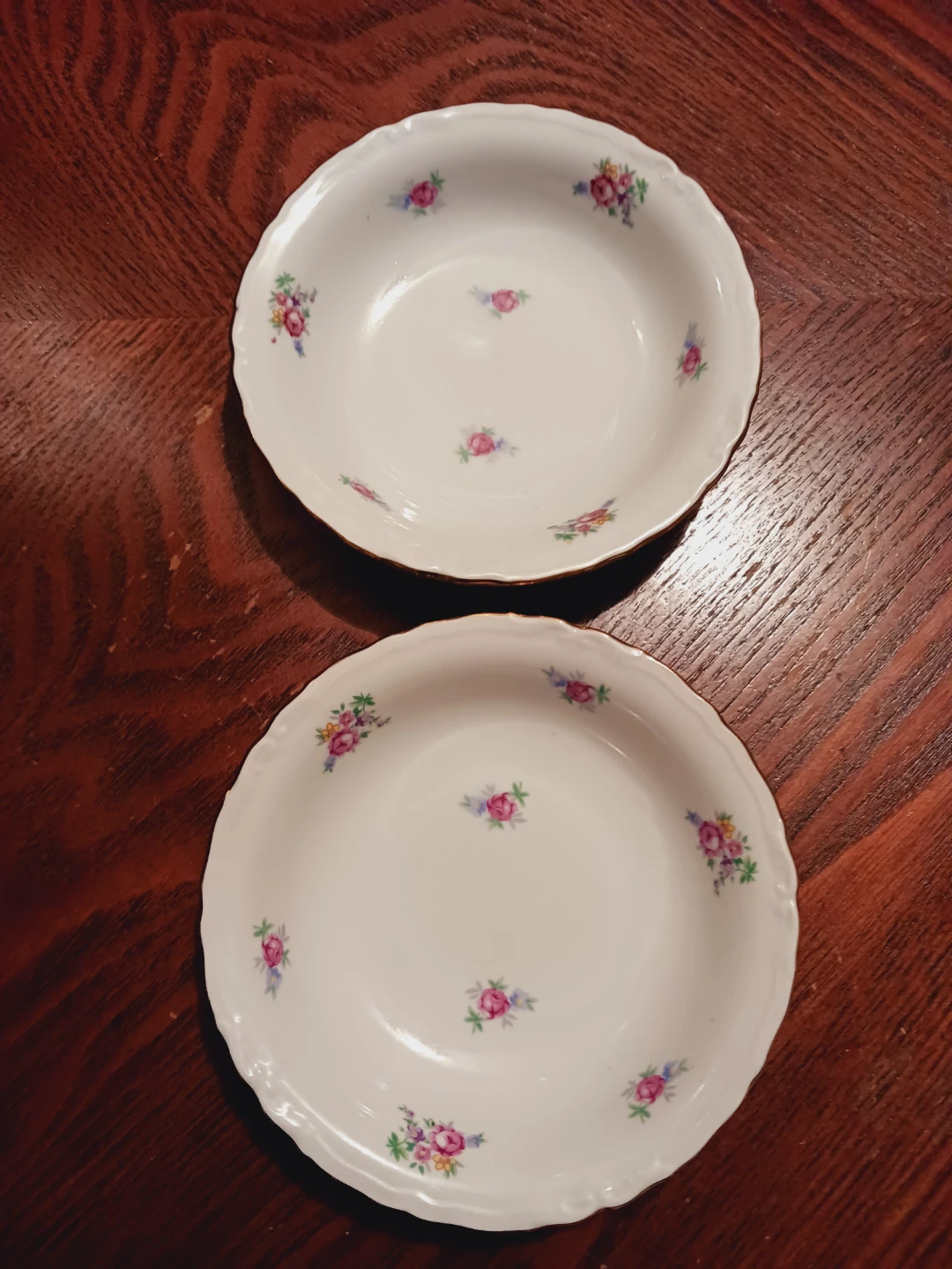 Set of 2 × Tusport Checkoslovakian Porcelain Monticello Bowls