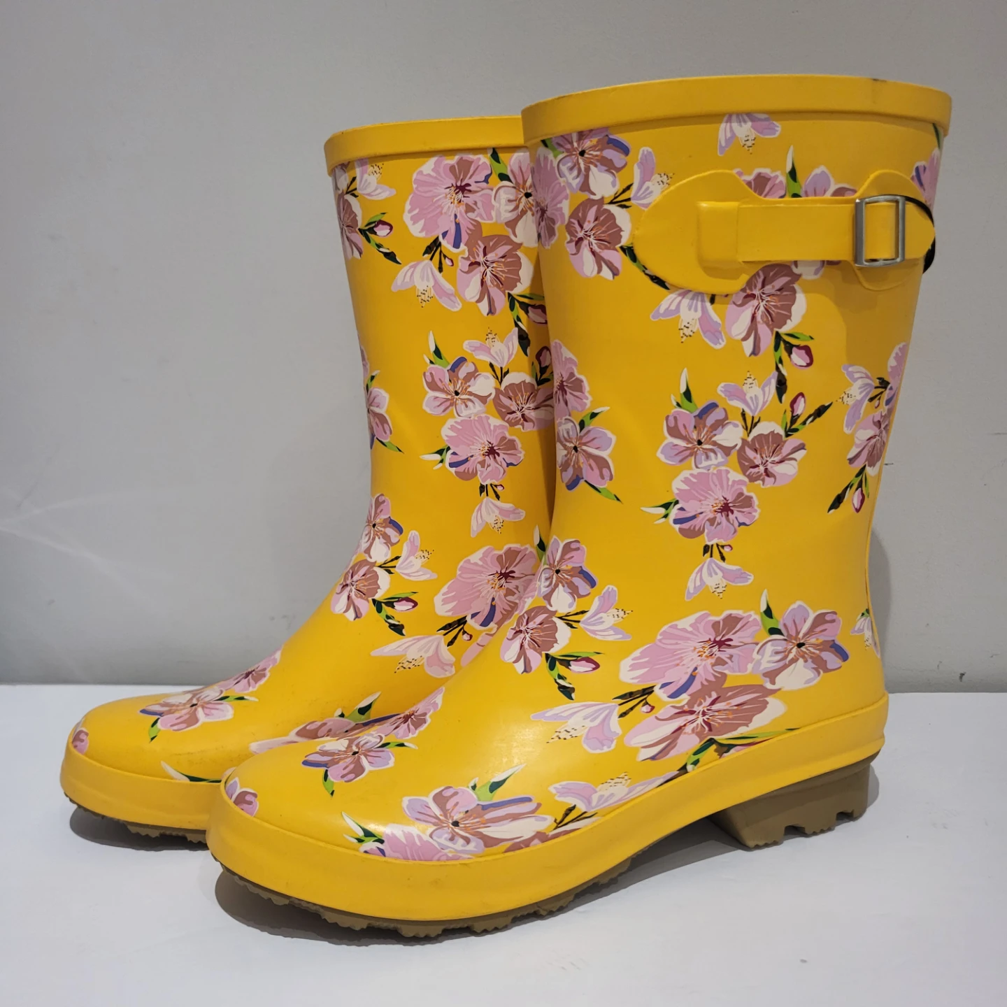 Time and Tru Floral Rain Boots Size 9