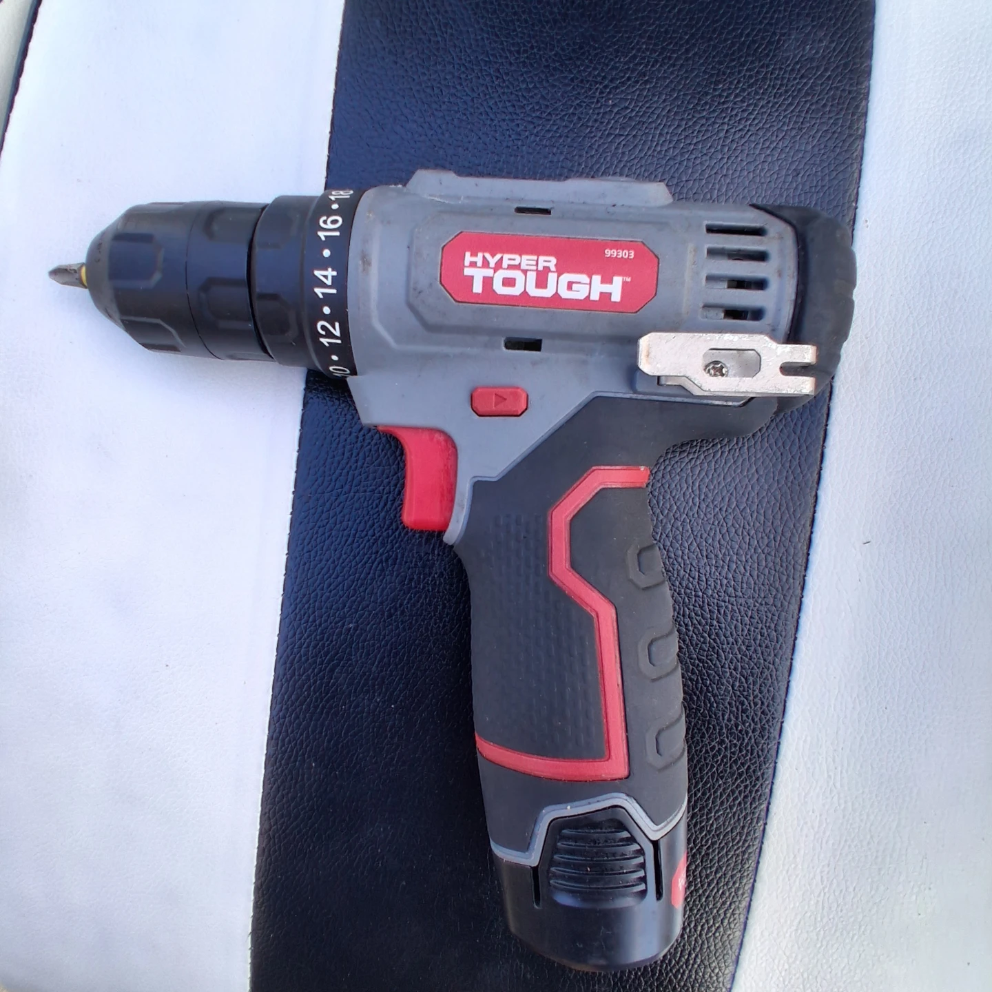 Hyper Tough 12V Max Cordless Drill Driver - photo 5
