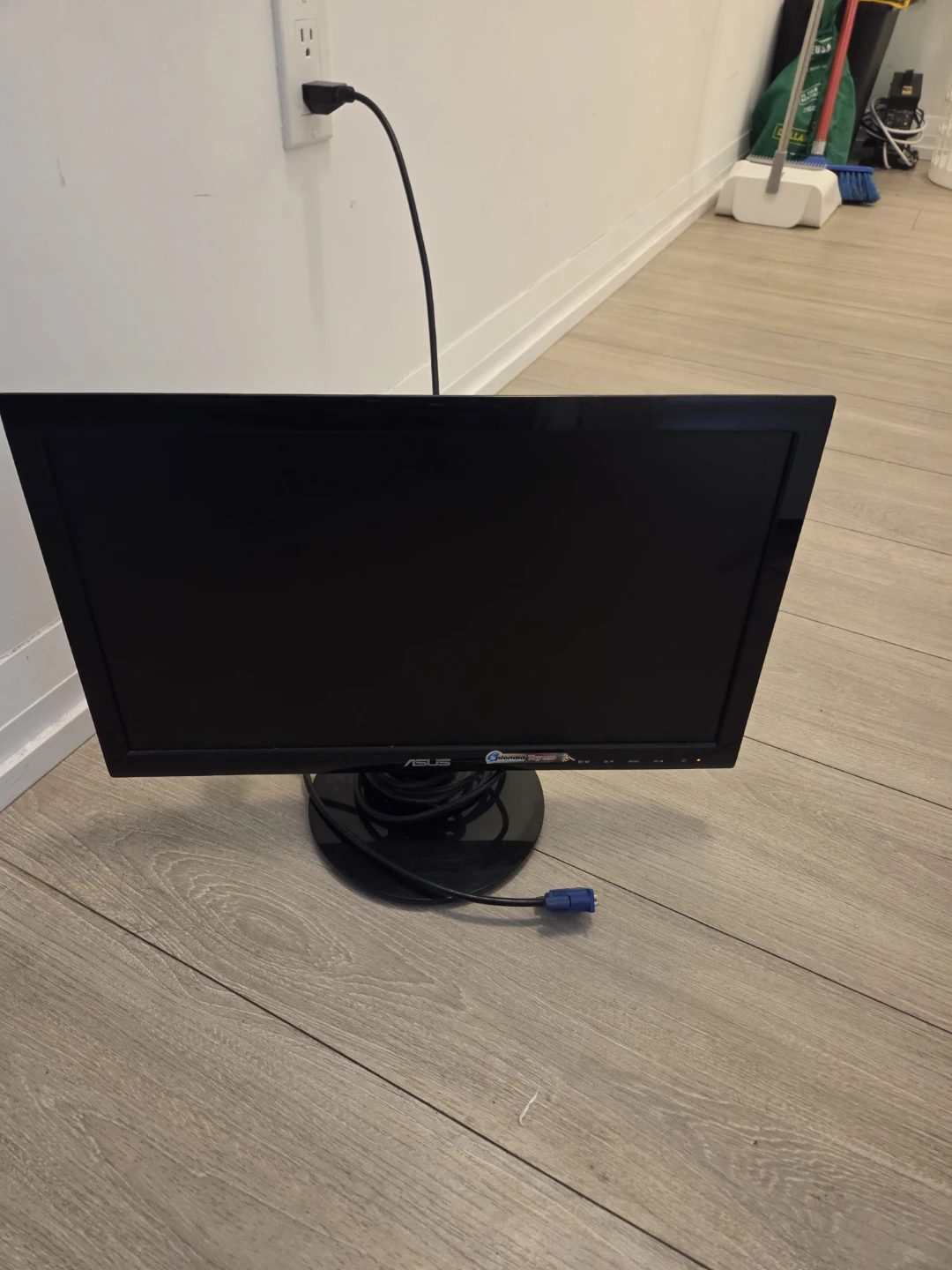 ASUS VS197 LCD Computer Monitor - photo 3