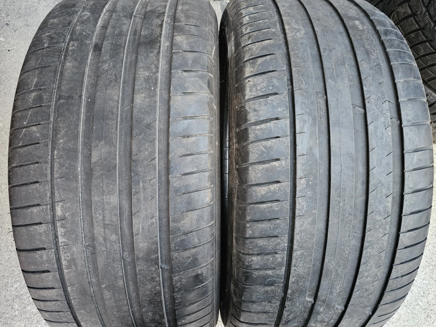 265/45 R20 SUMMER TIRES ( 2 ONLY )