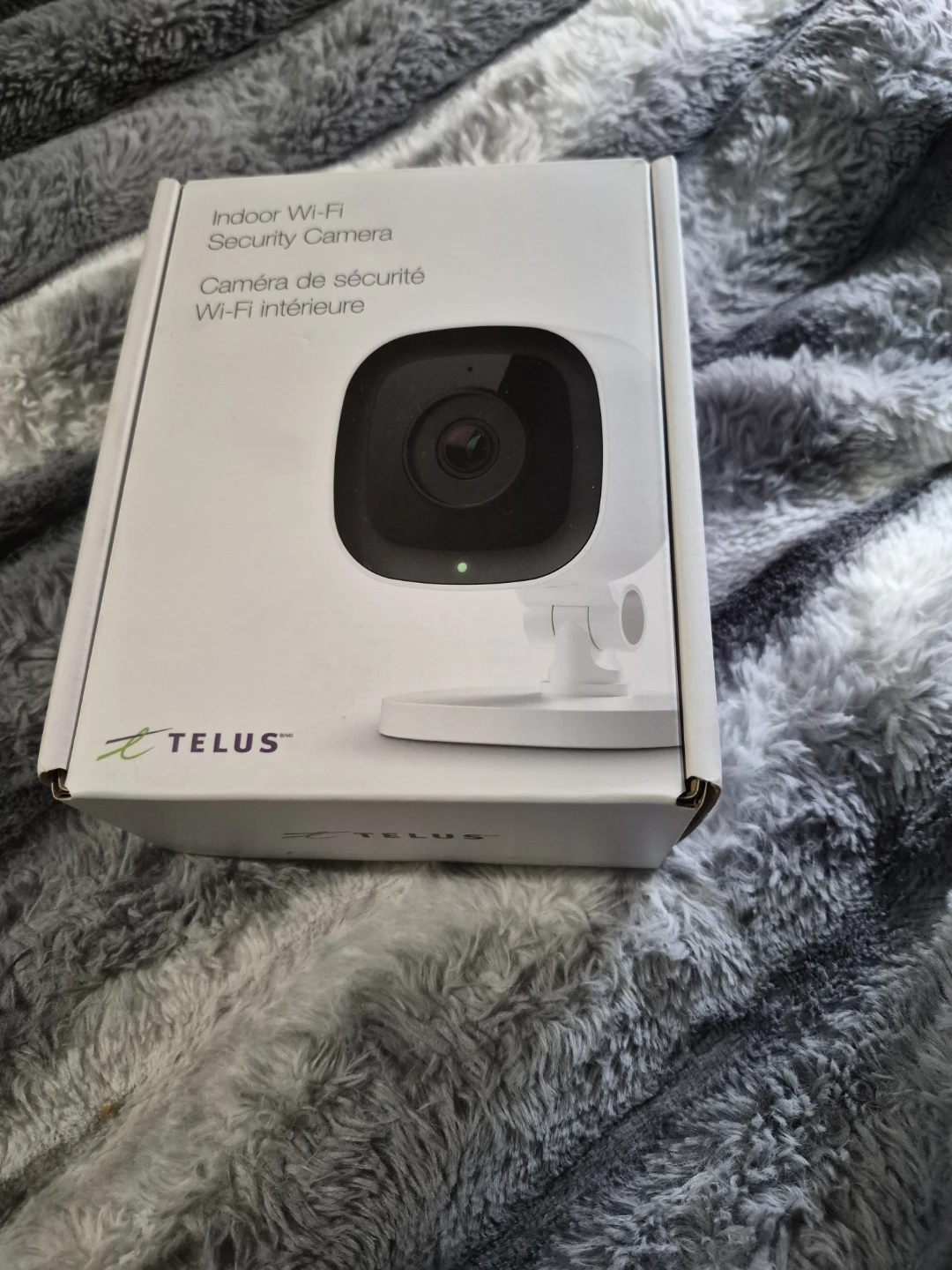 Telus Indoor Wi-Fi Security Camera - photo 2