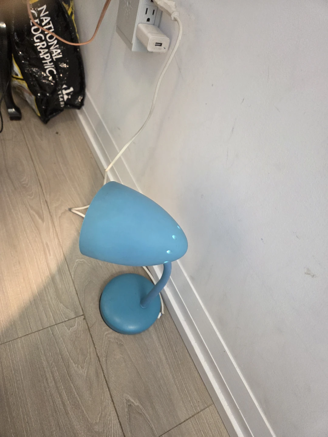 Blue metal table lamp - photo 4