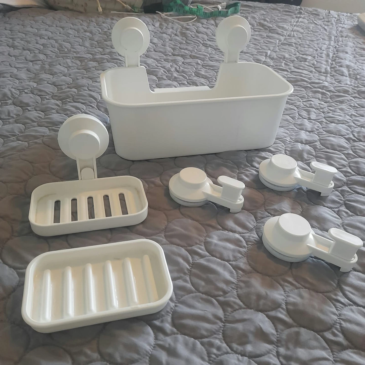 White Bathroom Suction Cup Accessories Set 🏈 - photo 2