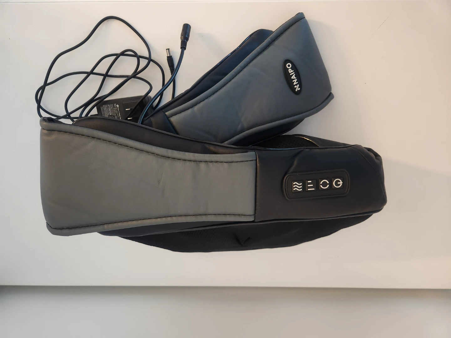 NAIPO Shiatsu Neck Massager - photo 4