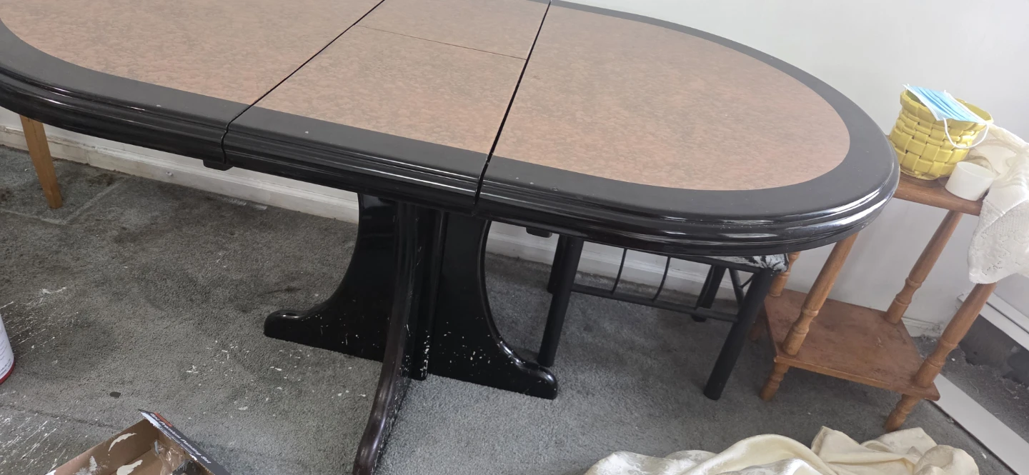 Oval Dining Table with Leaf Extensions