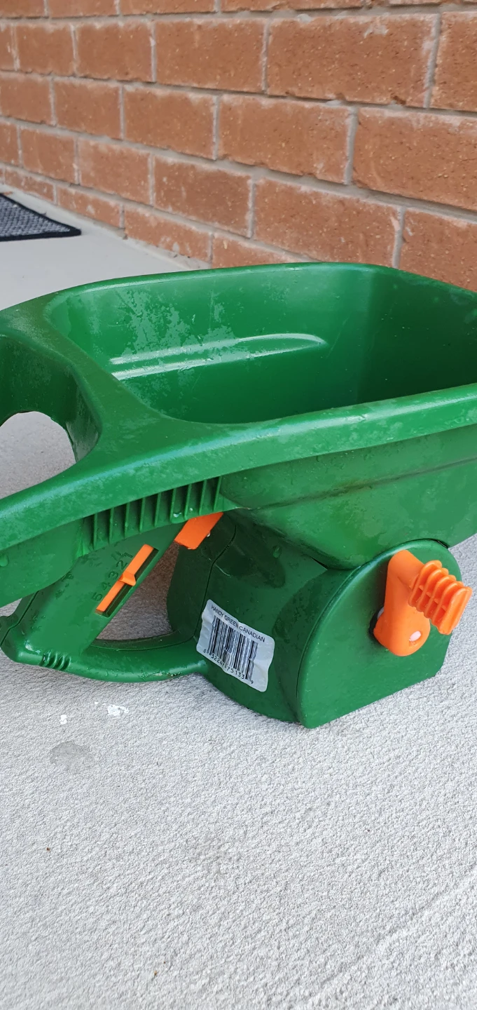Scotts Handy Green Hand-Held Spreader - photo 3