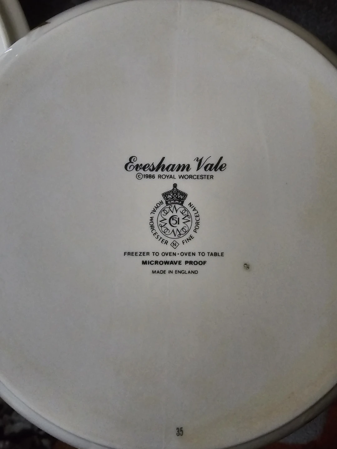 Royal Worcester Evesham Vale Casserole Dish - photo 4