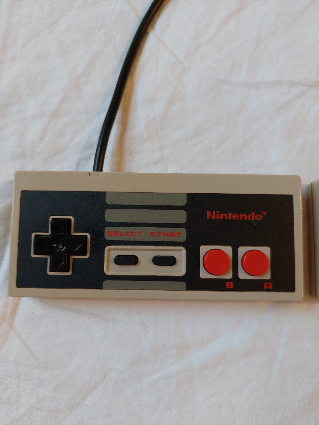 Two NES Controllers - Original - photo 3