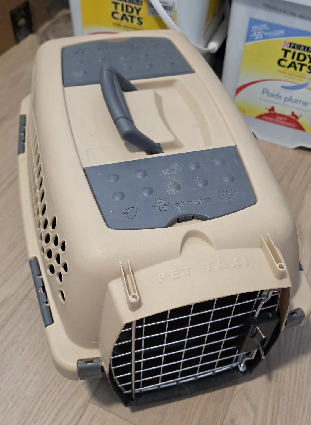 Petmate Pet Taxi Pet Carrier